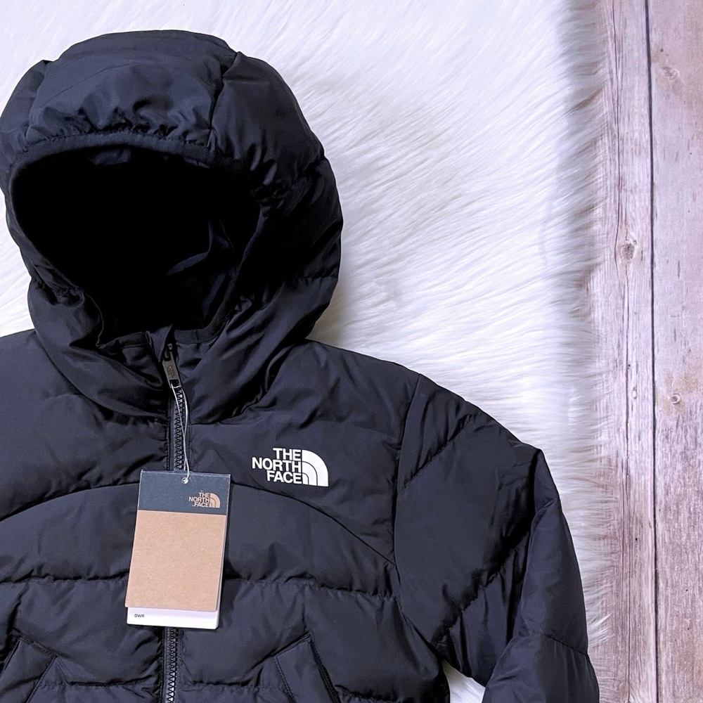 The North Face Girls’ Baltic Reversible Down Black Puffer Jacket - Picture 3 of 15